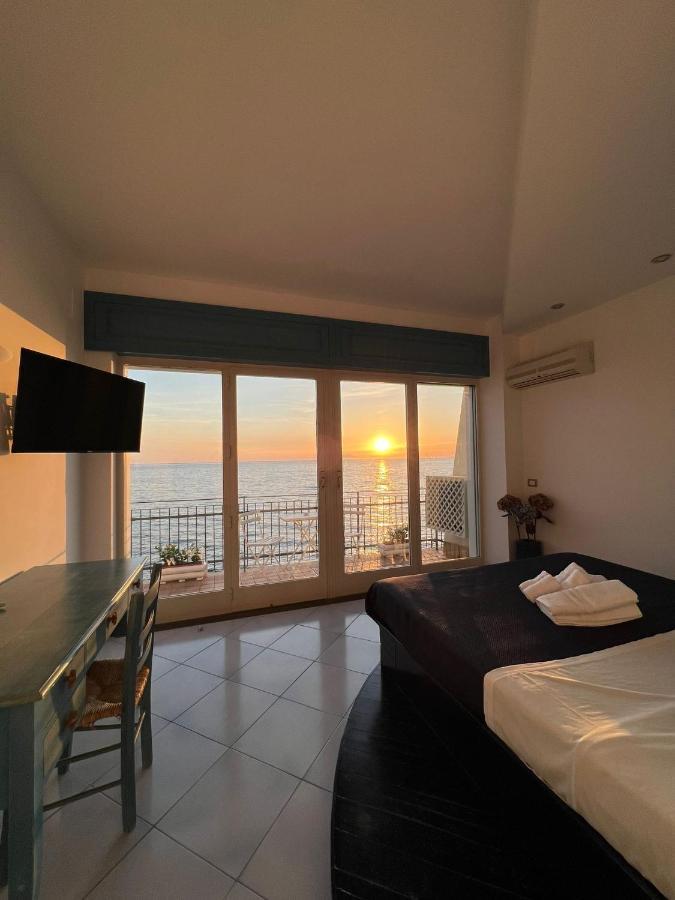 Residenza Mare Di Sotto Sorrento Βίλα Meta Εξωτερικό φωτογραφία